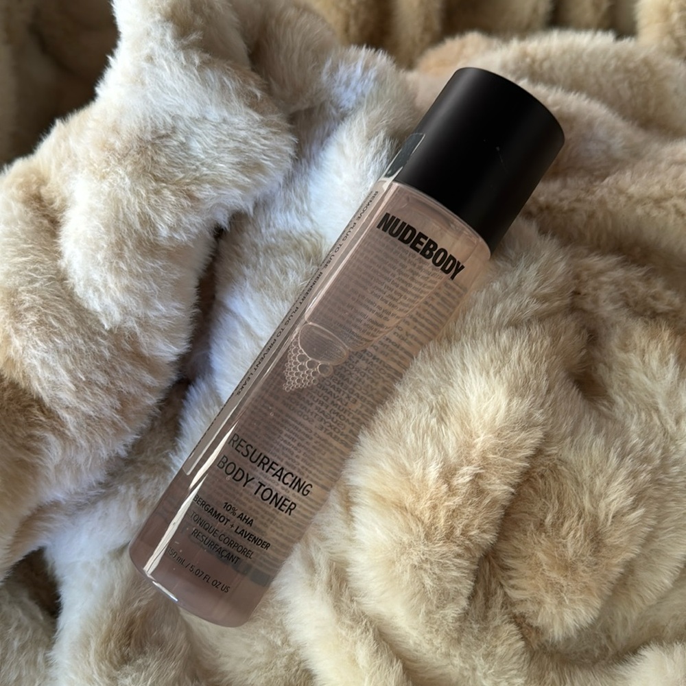 New Nudebody Resurfacing Body Toner
NUDESTIX
